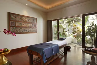 Spa treatment room