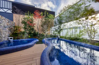 Outdoor Onsen