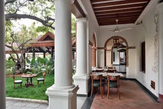 Dine on the verandah