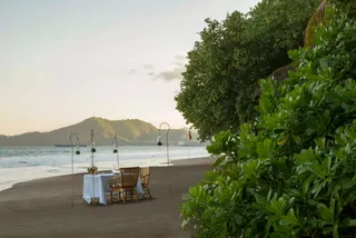 Private dining on the beach
