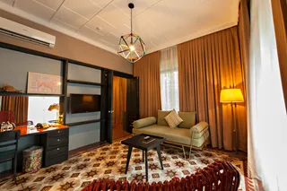 Suite lounge area