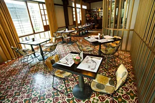Apartment 1B restaurant