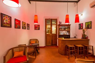 Cool bar
