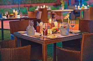 Dine alfresco