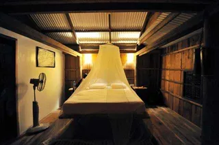 Palm Lodge room