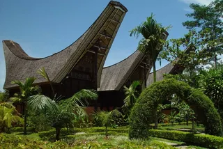 Stay in a traditional style Tongkonan