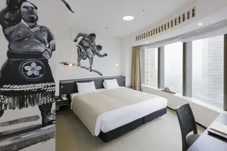 The unique Sumo Artist Room