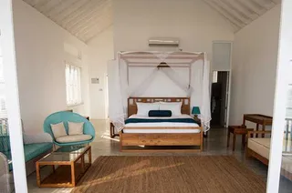 Beach Suite: the villa's master bedroom