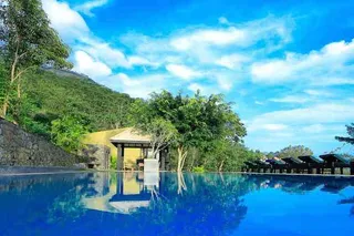 The swimming pool & jacuzzi