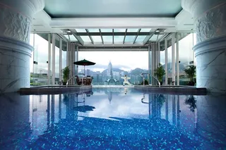 Swimming pool