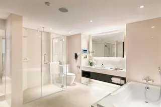 Premier executive suite bathroom