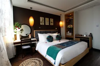 Deluxe City View room