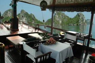choose to dine out on deck