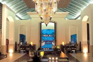 Hotel lobby & reception area