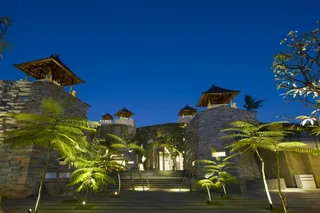 The Maya Sanur's entrance