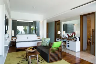 Beachfront pool suite