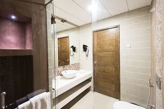 Modern bathroom