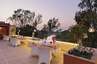 Lake view dining