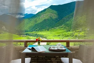 Valley view room