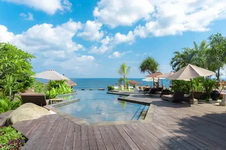 Infinity pool