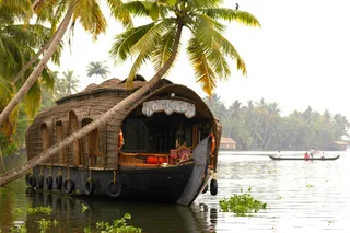Lakes & Lagoons Houseboats