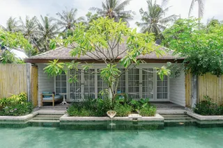 Pool villa